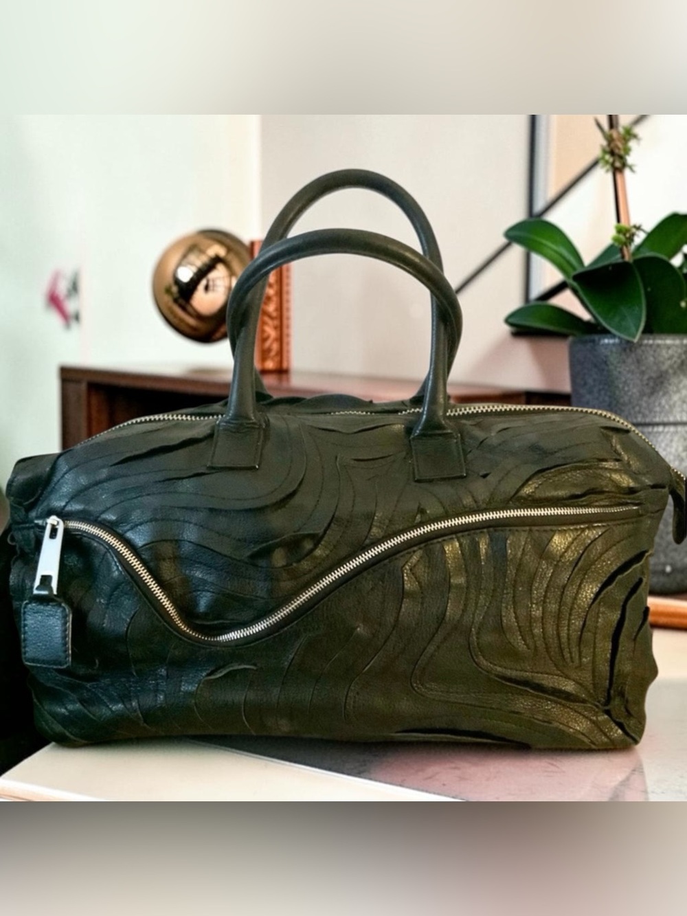 MARC JACOBS 2009 RARE LEATHER WAVE LARGE SATCHEL BAG